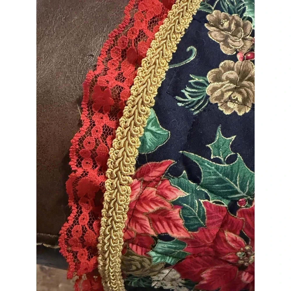 Vintage Reversible Quilted Christmas Table Topper Poinsettia Lace 45
